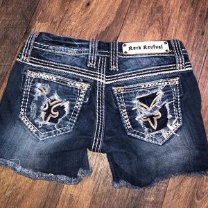 Rock revival shorts size 25
